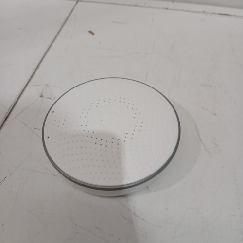 Airthings wave plus smart indoor air quality and Radon detection Bluetooth connectivity battery operated - white (Model: 2950) image 3