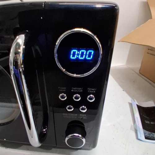 COMFEE RETRO COUNTERTOP MICROWAVE OVEN - 0.7CU.FT - 700W - BLACK(MODEL: CMO-AM20CK) image 2