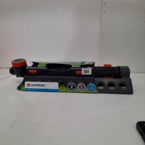 GARDENA OSCILLATING SPRINKLER WITH WATER TIMER - BLACK AND ORANGE (ITEM: 1697034) image 2