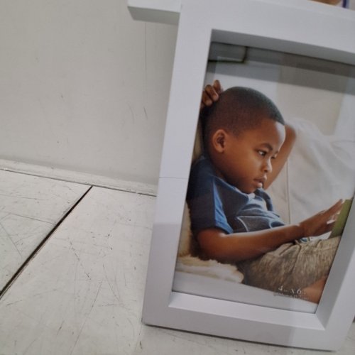 MALDEN INTERNATIONAL DESIGNS 9 PHOTO OPENING DIMENSIONAL COLLAGE WALL FRAME - 4" X 6" - WHITE image 4