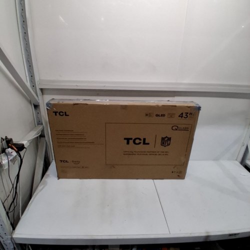 TCL 43" CLASS Q6 QLED FIRE TV WITH VOICE REMOTE, HDR PRO+, DOLBY VISION AND DOLBY ATMOS - 4K UHD (MODEL: 43Q651F) image 18