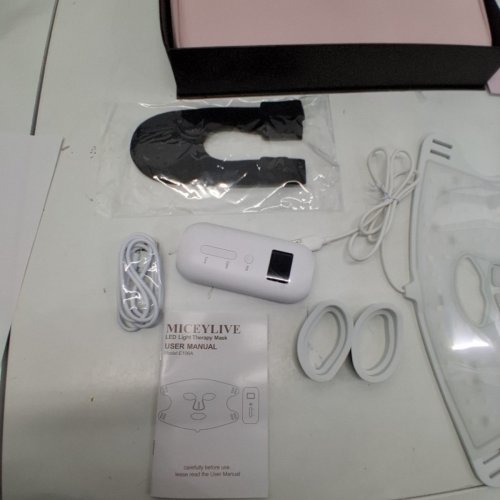 MICEYLIVE INFRARED LED FACE LIGHT WITH REMOTE - 460NM - 850NM MULTIPLE LIGHT MODE - 400 LEDS - WHITE - (MODEL E106A) image 5