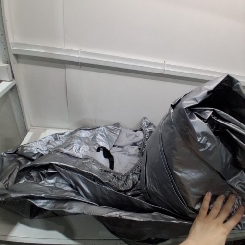 MOTOR TREND AUTO ARMOR ALL-WEATHER UNIVERSAL FIT CAR COVER - 210" - GREY image 3