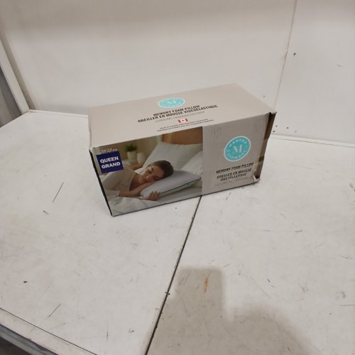 MARTHA STEWART MEMORY FOAM PILLOW - QUEEN - WHITE/BLUE PIPING (MODEL: 1392500) image 4