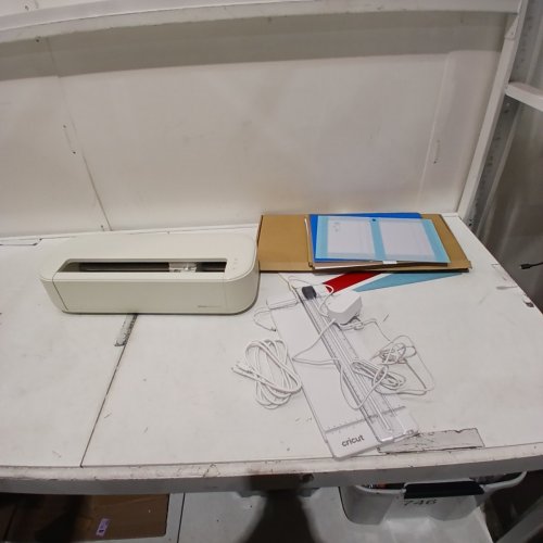 CRICUT EXPLORE 5 CUTTING MACHINE - BEIGE (MODEL: CXPL204C) image 3