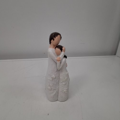 MOTHER/DAUGHTER EMBRACING FIGURINE - WHITE image 3