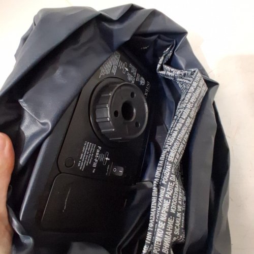 INTEX DURA-BEAM PLUS SELF-INFLATING/DEFLATING AIR MATTRESS WITH BUILT-IN PILLOW AIR PUMP AND CARRYING BAG - QUEEN - 16.5" X 60" X 80" - NAVY BLUE (MODEL: ‎64123ED) image 3