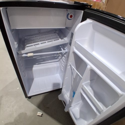 FRIGIDAIRE PLATINUM SERIES COMPACT MINI FRIDGE - 3.2 CU. FT - STAINLESS STEEL (MODEL: EFR323-D-6COM) image 4