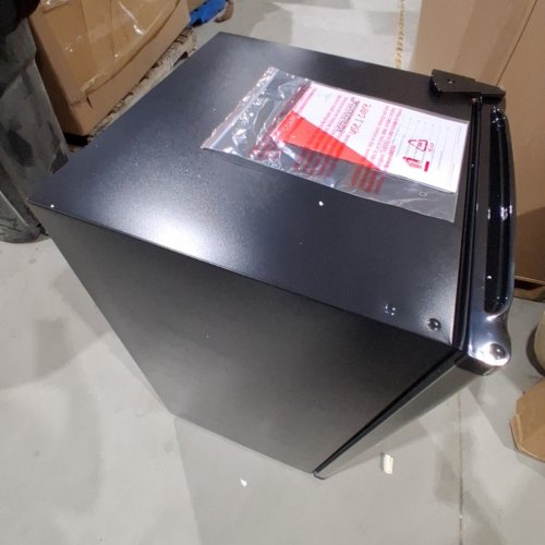 FRIGIDAIRE PLATINUM SERIES COMPACT MINI FRIDGE - 3.2 CU. FT - STAINLESS STEEL (MODEL: EFR323-D-6COM) image 5