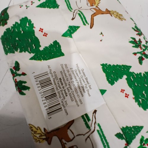 4PC THRESHOLD PREFORMANCE HOLIDAYSHEET SET - QUEEN - TREES/REINDEER/WHITE image 2