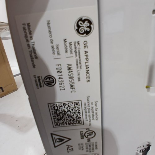 GE APPLIANCES ELECTRONIC WINDOW AIR CONDITIONER - 5,000 BTU - 150SQ.FT - WHITE (MODEL: AWAS05BWFC) image 8