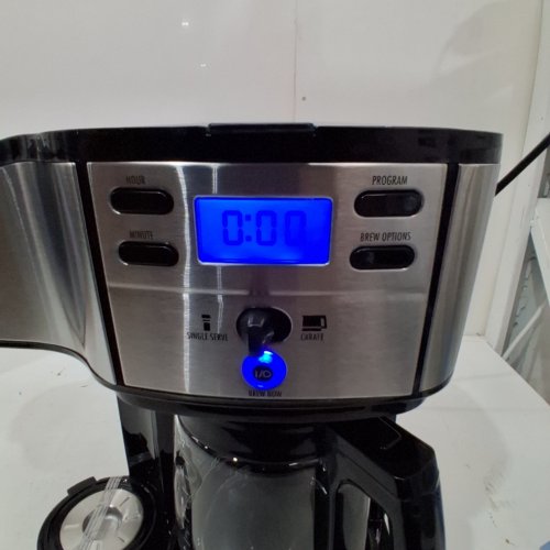 HAMILTON BEACH 2-IN-1 SINGLE SERVE/DRIP COFFEE MAKER - BLACK (MODEL#: 49980A/49980RG) image 2