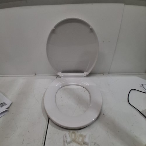 GARVEE SOFT CLOSE COMFORTABLE ERGONOMIC DESIGN TOILET SEAT - ROUND - 17'' - WHITE (MODEL: PHO_11GXF0S9) image 3