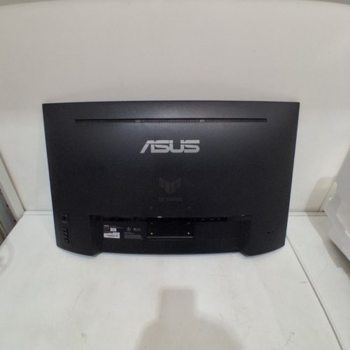 ASUS TUF GAMING 31.5” 1440P CURVED HDR GAMING MONITOR - 180HZ, 0.5MS, 1500R, EXTREME LOW MOTION BLUR - BLACK - (MODEL: VG32WQ3B) image 11