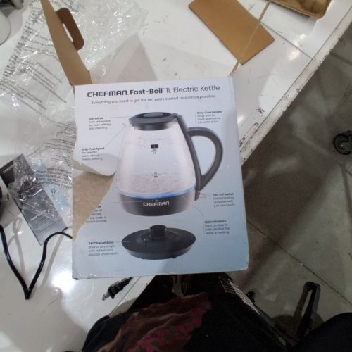 CHEFMAN ELECTRIC TEA KETTLE WITH LED LIGHTS - 1L - BLACK - (MODEL: ‎RJ11-10-GMRL) image 5