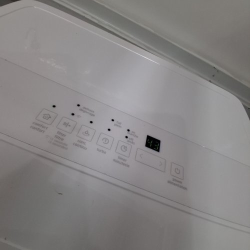 MIDEA DEHUMIDIFIER - 12.5L - WHITE - (MODEL:MAD22C3WMT) image 2