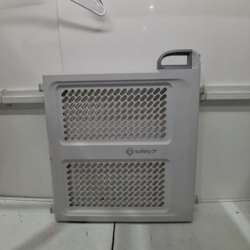 SAFETY 1ST LIFT, LOCK & SWING DUAL-MODE GATE - 28" - 42" X 26" - GREY (MODEL: GA048CWHOF1) image 3