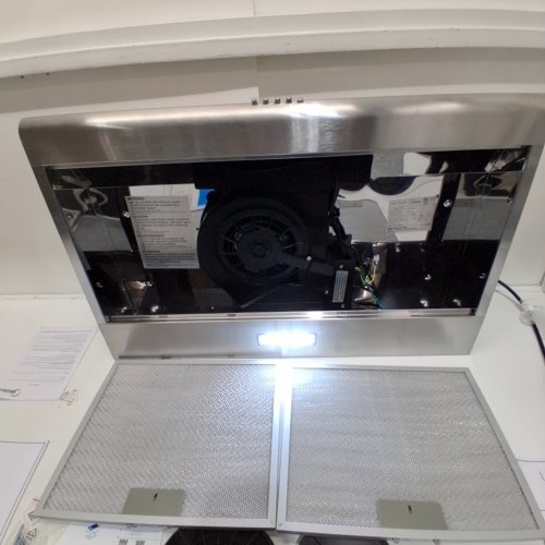 MIDEA UNDER CABINET CONVERTIBLE SLIM RANGE HOOD WITH 3-SPEED EXHAUST - 30" / 120V - STAINLESS STEEL (MODEL: MVU30W4AST) image 2