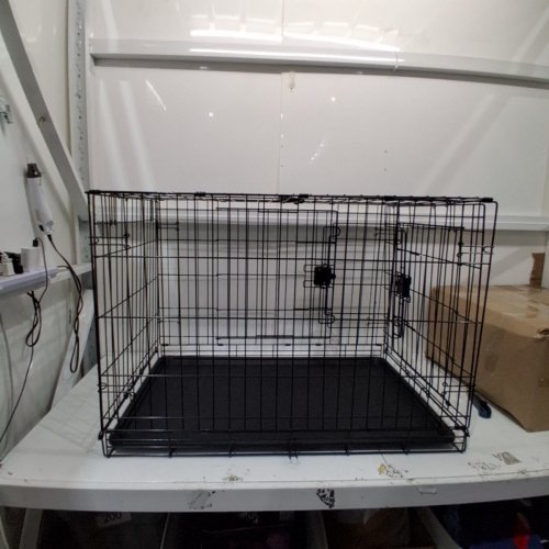 AMAZONBASICS FOLDABLE METAL DOUBLE DOOR DOG CRATE - 36" X 23" X 25" - BLACK image 2