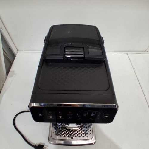 PHILIPS 3300 SERIES FULLY AUTOMATIC ESPRESSO MACHINE WITH LATTEGO MILK SYSTEM AND INTEGRATED GRINDER - GLOSSY BLACK (MODEL:EP3341/50) image 4