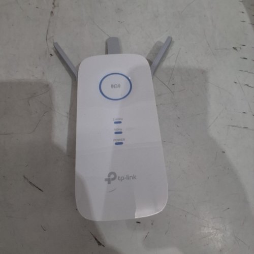 TP-LINK AC1750 WIFI EXTENDER - COVERS UP TO 2,000 SQ.FT AND 32 DEVICES - UP TO 1750MBPS DUAL BAND WIFI EXTENDER - WHITE (MODEL: RE450) image 5