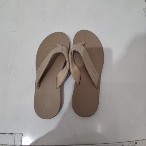WOMEN'S BENCH COMFORT FLIP FLOPS - 9 - HAVANA/BEIGE (STYLE:5220008) image 2