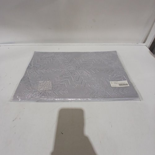 12PK PVC CUT-OUT SNOWFLAKE PLACEMATS - 12" X 18" - SILVER (ITEM: XM-AA1024SL) image 3
