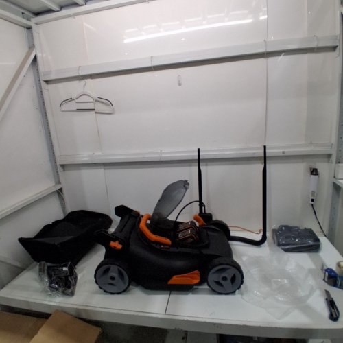 WORX 40V (2X20V) 17" 2-IN-1 CORDLESS LAWN MOWER - BLACK/ORANGE - (MODEL: WG743) image 4