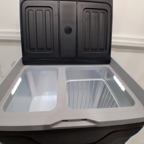 EUHOMY DUAL ZONE ELECTRIC PORTABLE COOLER - 12V/24V - 45L - BLACK/GREY (MODEL: ZBD-50D/CF024-50BL-CAEH) image 2