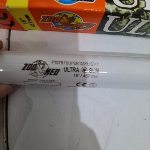 ZOO MED ULTRA SUN TRICHROMATIC SUPER DAYLIGHT FLUORESCENT BULB T8 - 15W - 6500K - 18" image 2