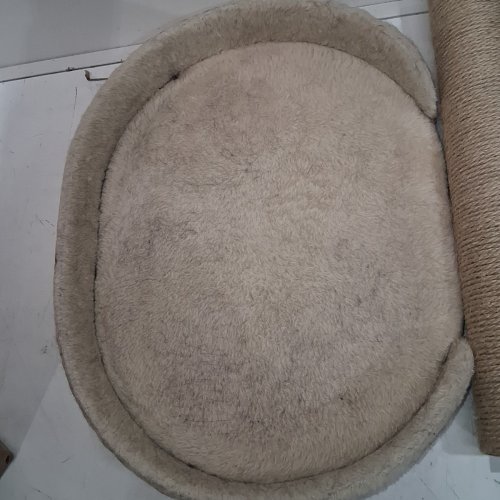 AMAZON BASICS TOP PLATFORM CAT TREE - 17.9" X 14" X 22" - BEIGE - (MODEL: SGS65) image 4