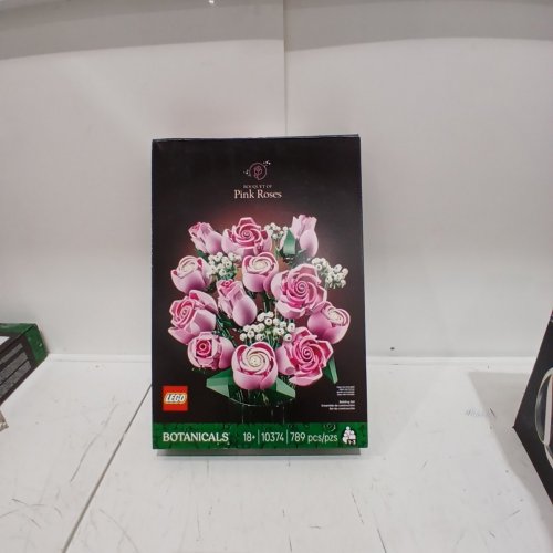 789PC LEGO BOUQUET OF PINK ROSES (MODEL: 10374) image 2