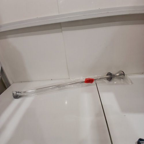 MOEN ADJUSTABLE TENSION CURVED SHOWER ROD - 5FT - CHROME (MODEL: CSR2172CH) image 3