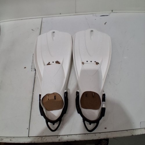 1PR ADULTS UNISEX SCUBAPRO GO TRAVEL DIVING FIN FOR SNORKELING AND SWIMMING WITH OPEN HEAL STRAP - MEDIUM-LARGE - WHITE image 2