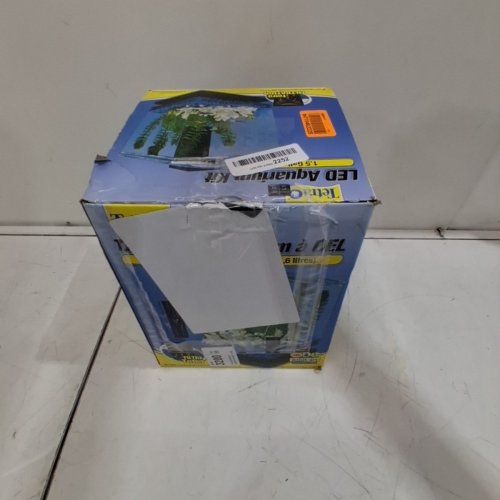 TETRA AQUARIUM KIT WITH LED LIGHT - 1.5GAL - BLACK/CLEAR image 5