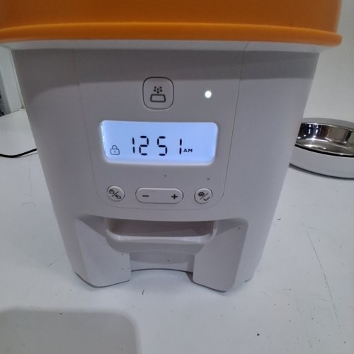 YUPOSL AUTOMATIC CAT FEEDER FOOD DISPENSER WITH ANTI-JAM DESIGN AND STAINLESS STEEL BOWL - 3L - WHITE/ORANGE (MODEL: YPF01) image 2