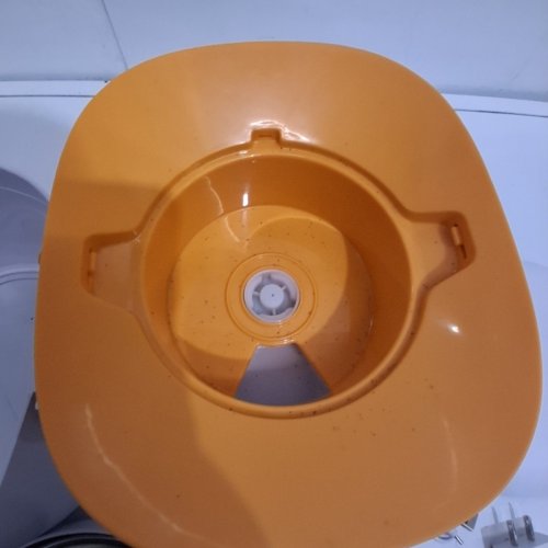 YUPOSL AUTOMATIC CAT FEEDER FOOD DISPENSER WITH ANTI-JAM DESIGN AND STAINLESS STEEL BOWL - 3L - WHITE/ORANGE (MODEL: YPF01) image 4