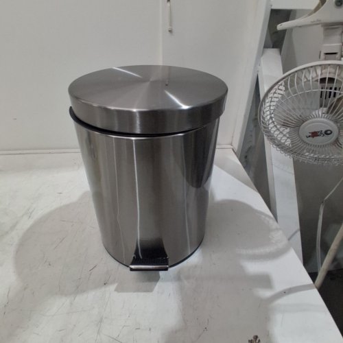 MAINSTAYS STAINLESS STEEL PEDAL BIN - 5 L- SILVER image 2