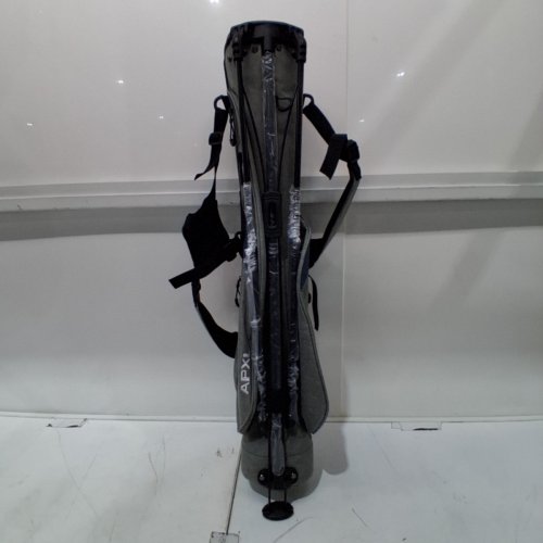APXL SMALL KICK STAND GOLF BAG WITH 3 WAY DIVIDER POCKET WITH RAIN COVER AND CARRY STRAP - 32" - GREY image 4
