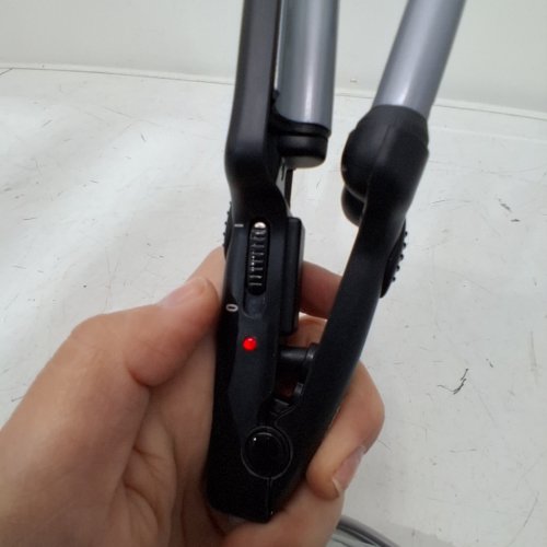 QUO BEAUTY CONAIR MINI HAIR WAVER - BLACK AND SILVER (MODEL: S8BLKQSDMC) image 3
