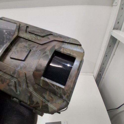 IZEEKER SOLAR POWERED TRAIL CAMERA WITH NIGHT VISION AND MOTION DETECTION - 4K UHD @ 30FPS - 48MP - CAMOUFLAGE (MODEL: IG220) image 4