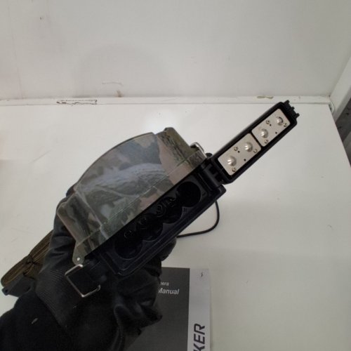 IZEEKER SOLAR POWERED TRAIL CAMERA WITH NIGHT VISION AND MOTION DETECTION - 4K UHD @ 30FPS - 48MP - CAMOUFLAGE (MODEL: IG220) image 5