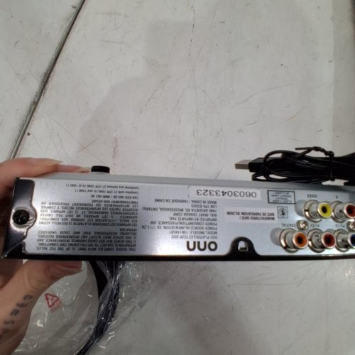 ONN. HDMI DVD PLAYER WITH WIDESCREEN/TV ASPECT RATIO - BLACK (MODEL: VIPRB-100144581) image 2