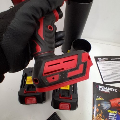 BULLSEYE RECHARGEABLE CORDLESS BLOWER - 20 V, 24,000 RPM - RED / BLACK image 4