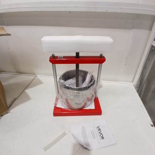 VEVOR FRUIT WINE PRESS, 2 STAINLESS STEEL BARRELS, MANUAL JUICE MAKER, CIDER APPLE GRAPE TINCTURE HONEY OLIVE OIL MAKING PRESS WITH T-HANDLE - 6L - RED / SILVER - (MODEL:SFP-6L) image 2
