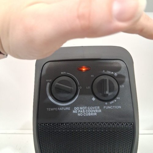 BLACK+DECKER CERAMIC TOWER/SPACE HEATER - 1500W - BLACK (MODEL: BHTC571) image 3