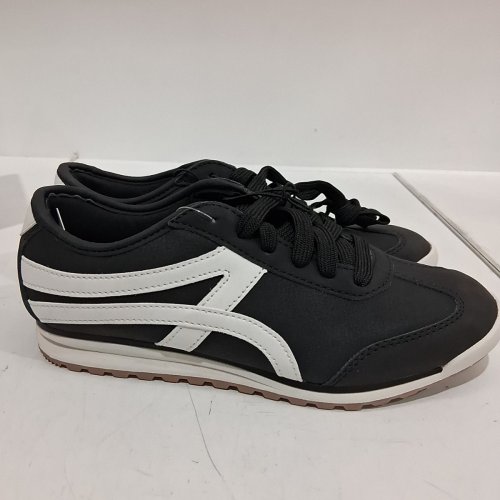 WOMEN'S NO BOUNDARIES CASUAL LACE-UP SHOES - SIZE 6 - BLACK/WHITE image 3