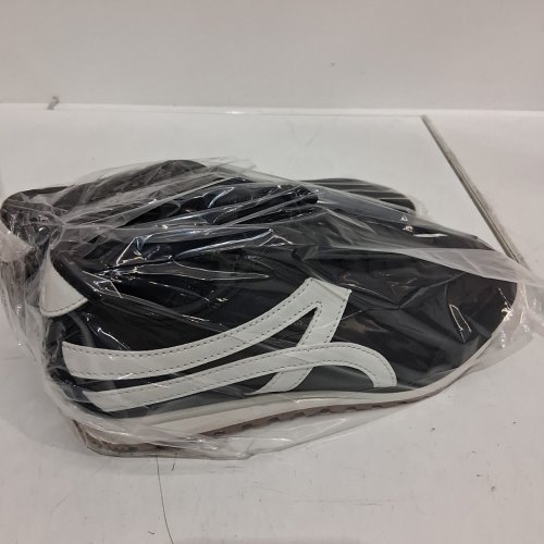 WOMEN'S NO BOUNDARIES CASUAL LACE-UP SHOES - SIZE 6 - BLACK/WHITE image 6