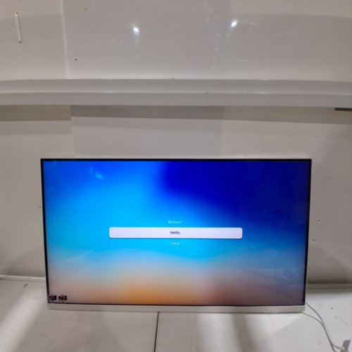 SAMSUNG M8 SERIES 32" SMART MONITOR WITH SMART TV APPS, SLIMFIT CAMERA, AND SAMSUNG VISION AI - 4K UHD AI UPSCALING - WHITE (MODEL: S32FM801UN) image 3