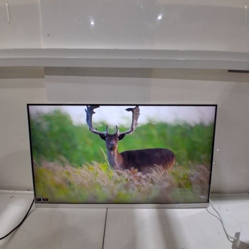 SAMSUNG M8 SERIES 32" SMART MONITOR WITH SMART TV APPS, SLIMFIT CAMERA, AND SAMSUNG VISION AI - 4K UHD AI UPSCALING - WHITE (MODEL: S32FM801UN) image 7
